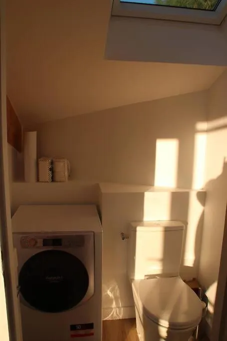 Aix Les Bains Appartement 2P Standing 40M2 Avec Jardin, Parking, Proche Thermes Aix-les-Bains Apartment