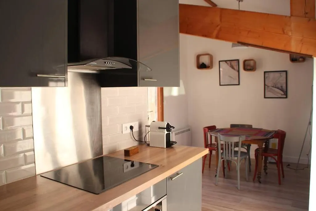 Aix Les Bains Appartement 2P Standing 40M2 Avec Jardin, Parking, Proche Thermes Aix-les-Bains